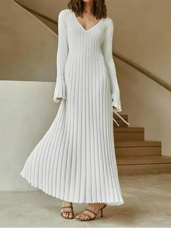 Women's Elegant Ribbed Knit Maxi Dress – Fitted Long Sleeve V Neck Sweater Dress with Flowing Flared Hem for Autumn and Winter