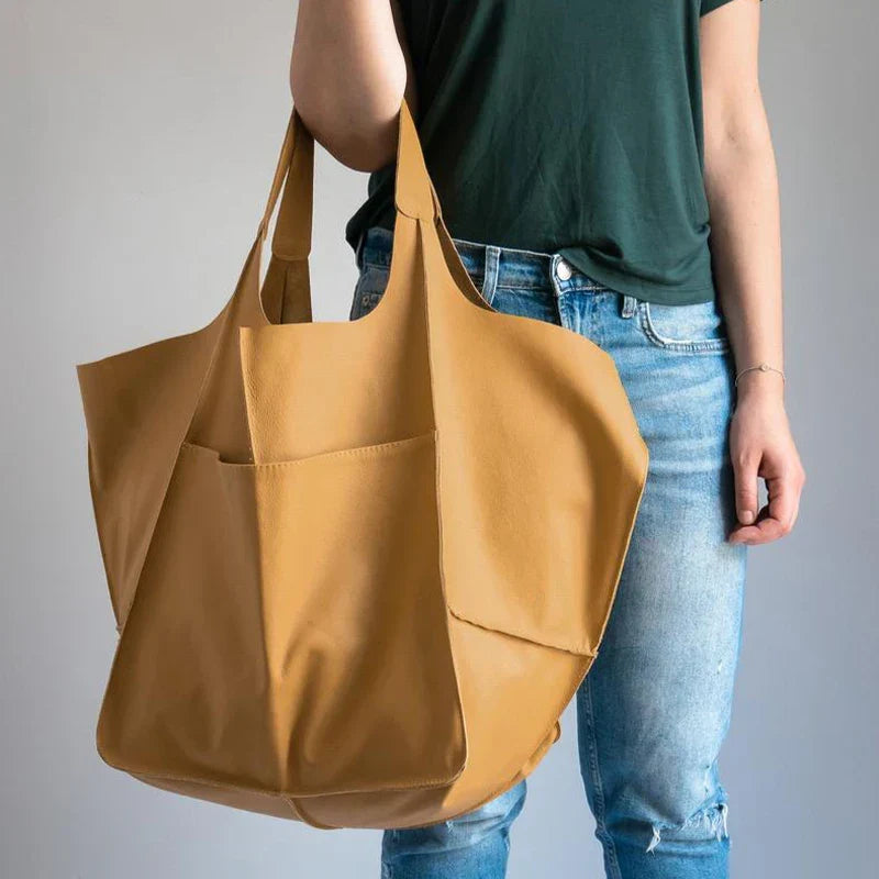 Women’s Luxe Oversized Leather Tote