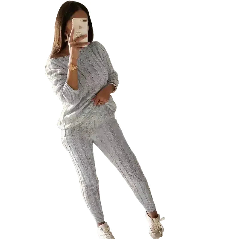 Women’s Cable Knit Jumper and Jogger Set with Wide Neckline – Relaxed Two-Piece Lounge Outfit with Cuffed Trousers for Autumn and Winter