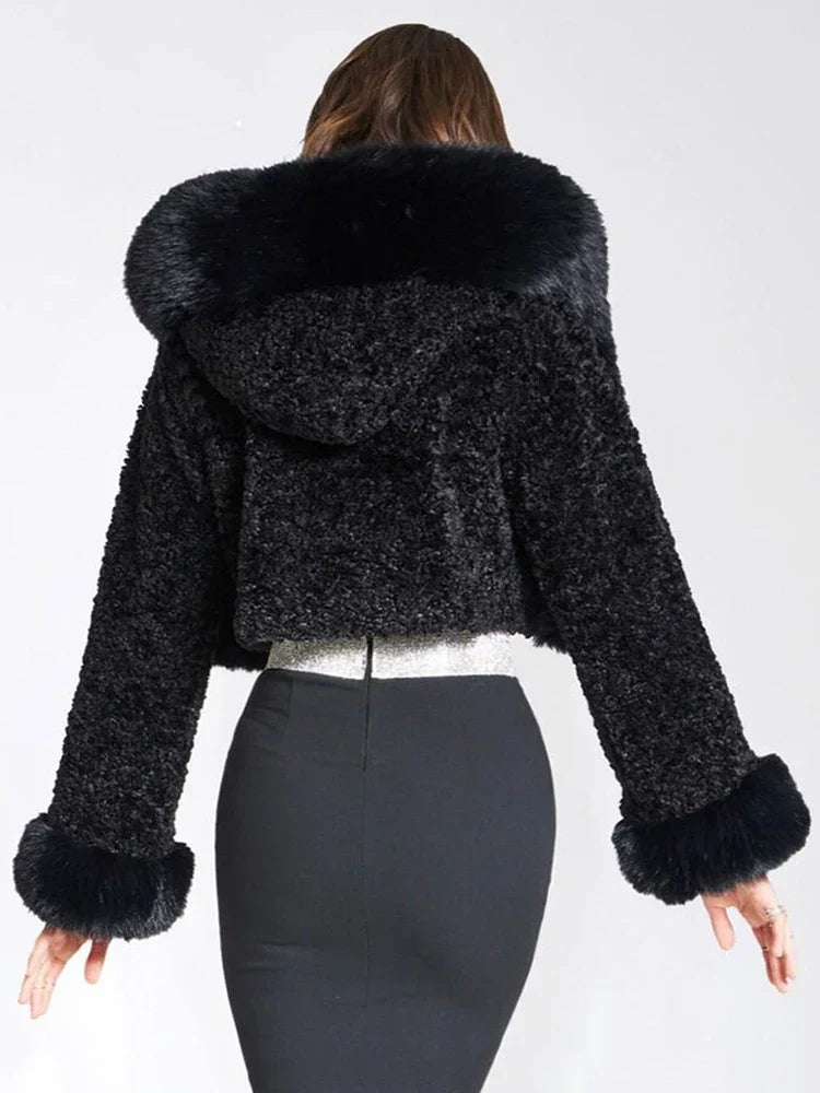 Women’s Elegant Cropped Faux Fur Jacket – Plush Oversized Hood with Wide Cuffs for Winter Evening Wear and Special Occasions