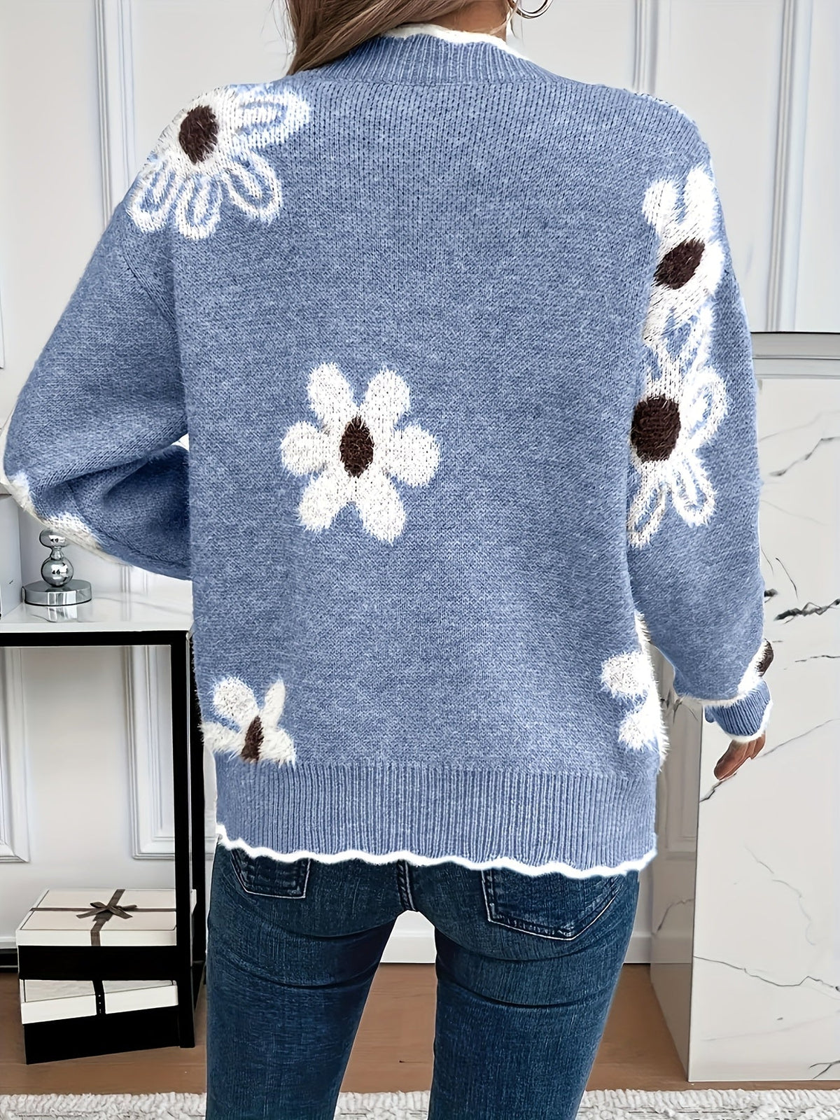 Clio-Sage Daisy Scallop Trim Sweater