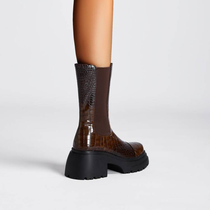 Hesione | Platform Sole Elastic Side Panels Ankle Boots