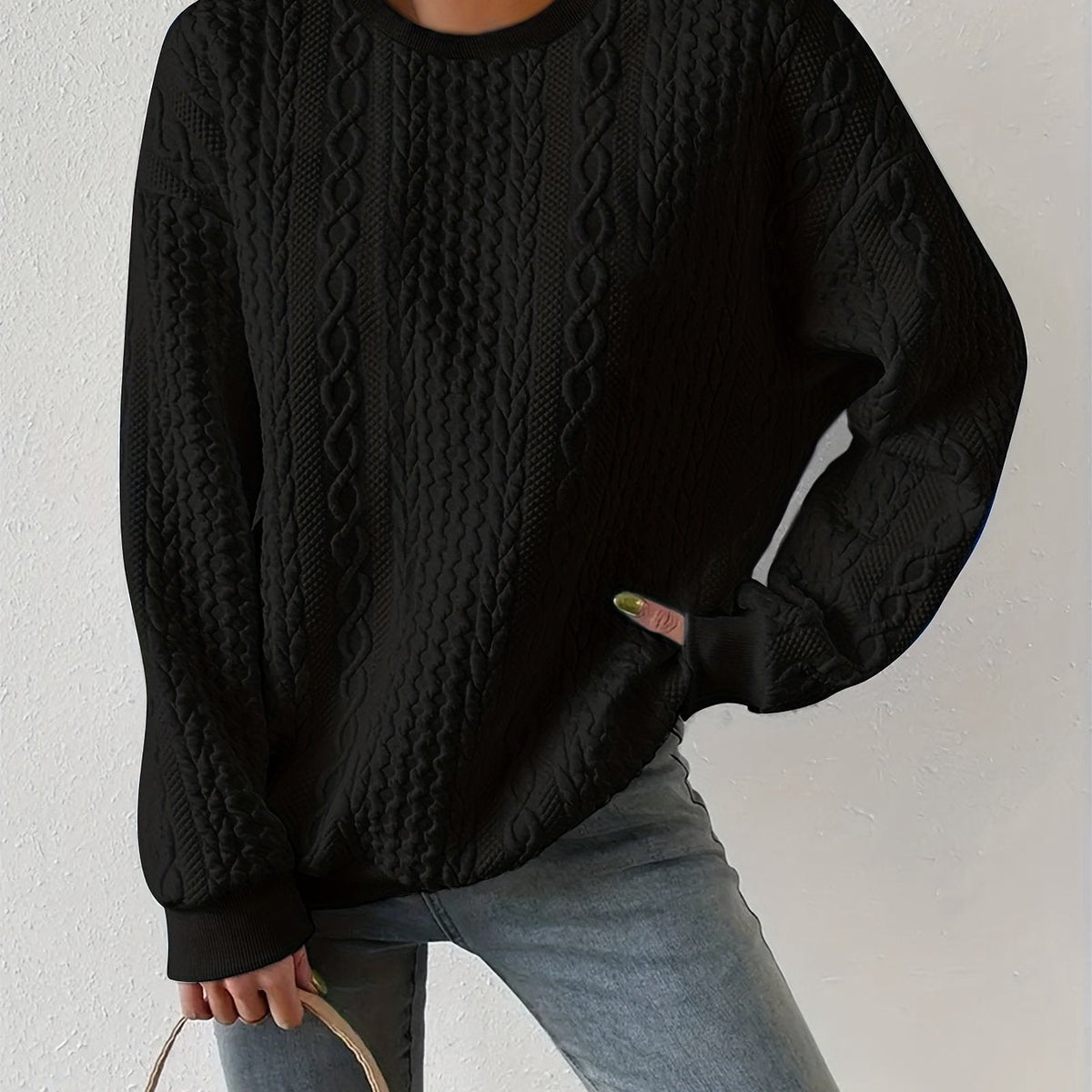 Women's Cable-Knit Sweatshirt with Crewneck