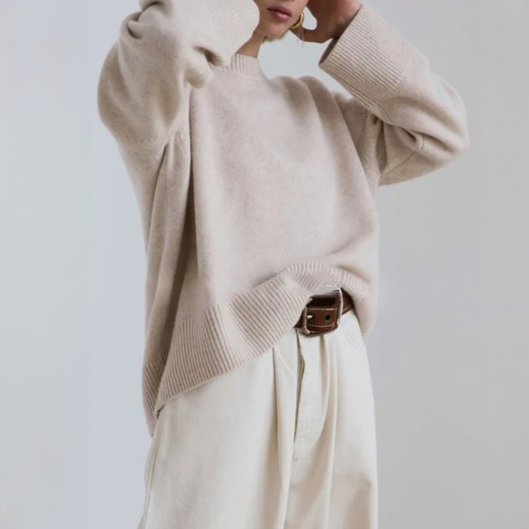 Amara - Elegant and cozy sweater