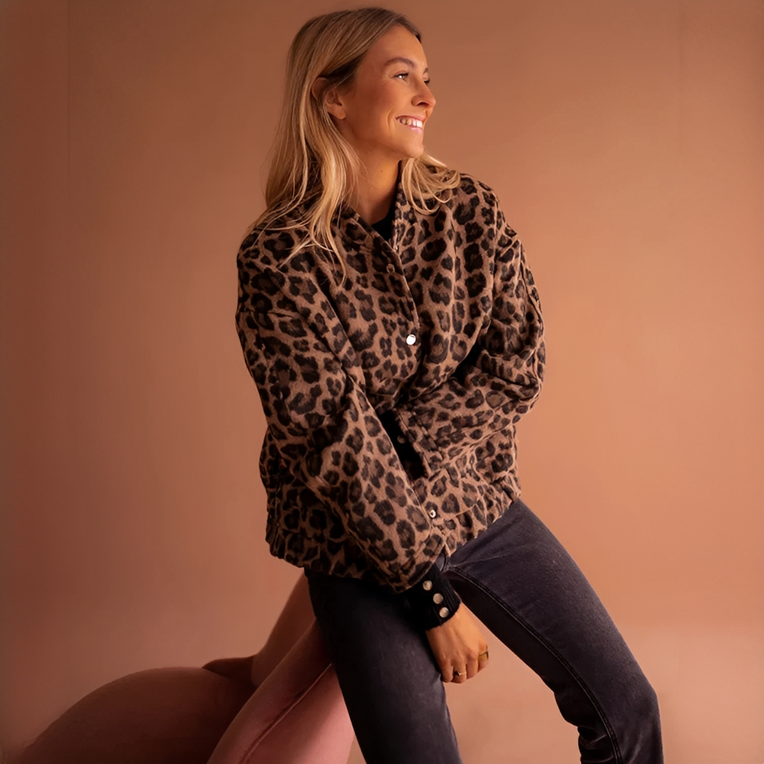 Khemberly - Elegant and warm jacket
