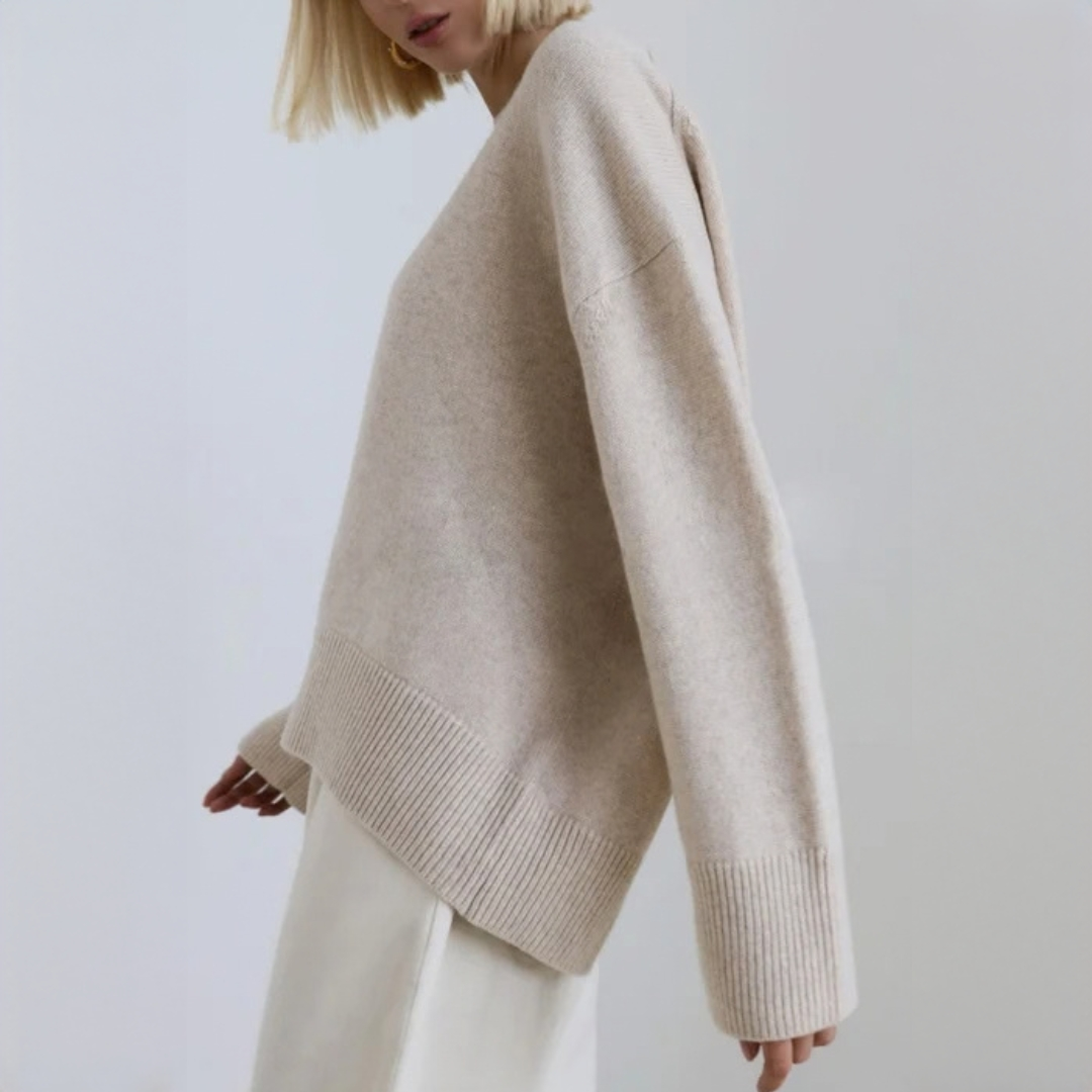Amara - Elegant and cozy sweater