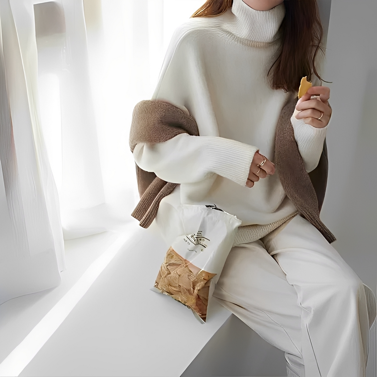 Clémentine - Cozy turtleneck sweater