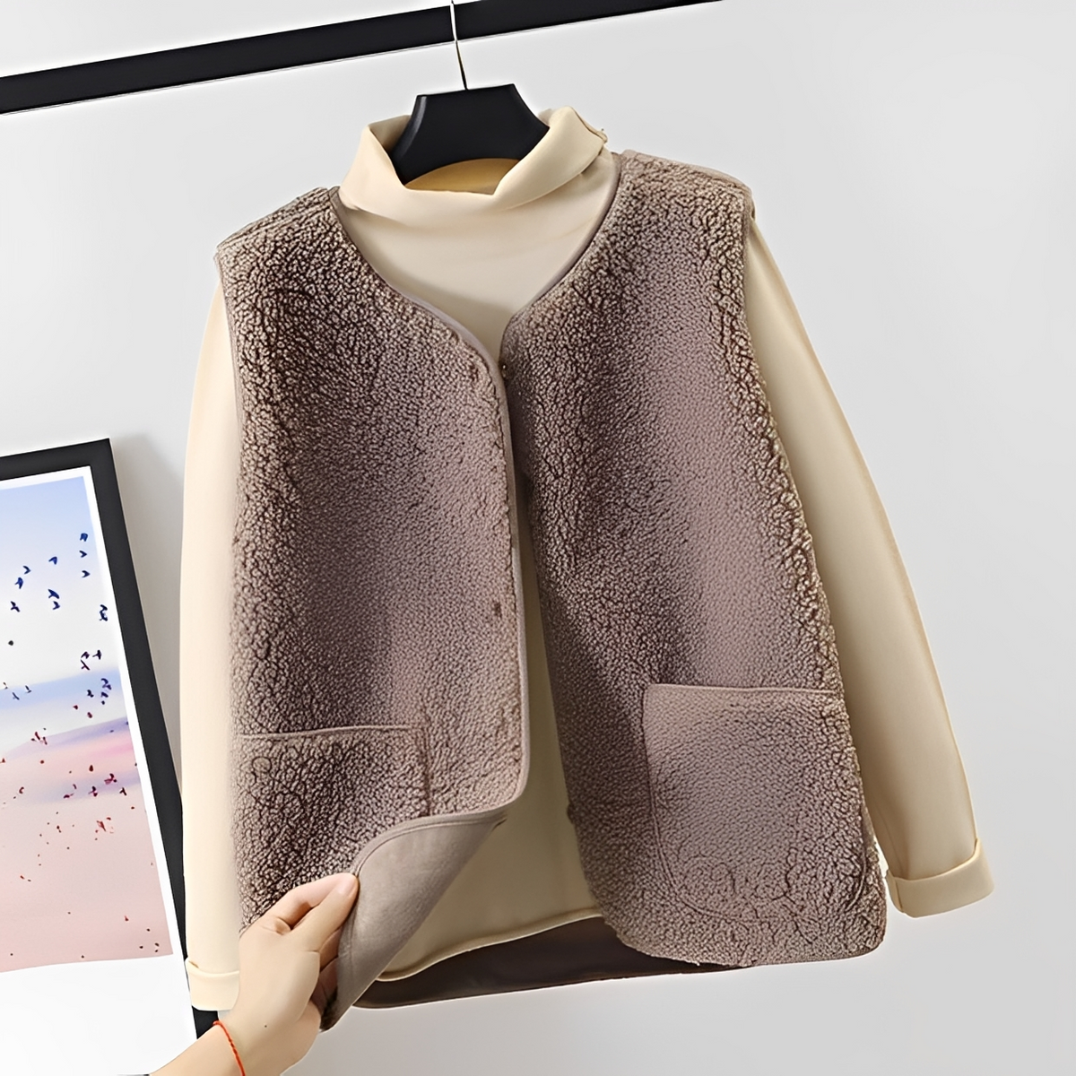 Nhiely - Elegant and cozy vest