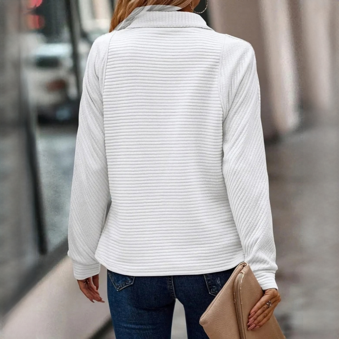 Vina - Stylish and chic sweater