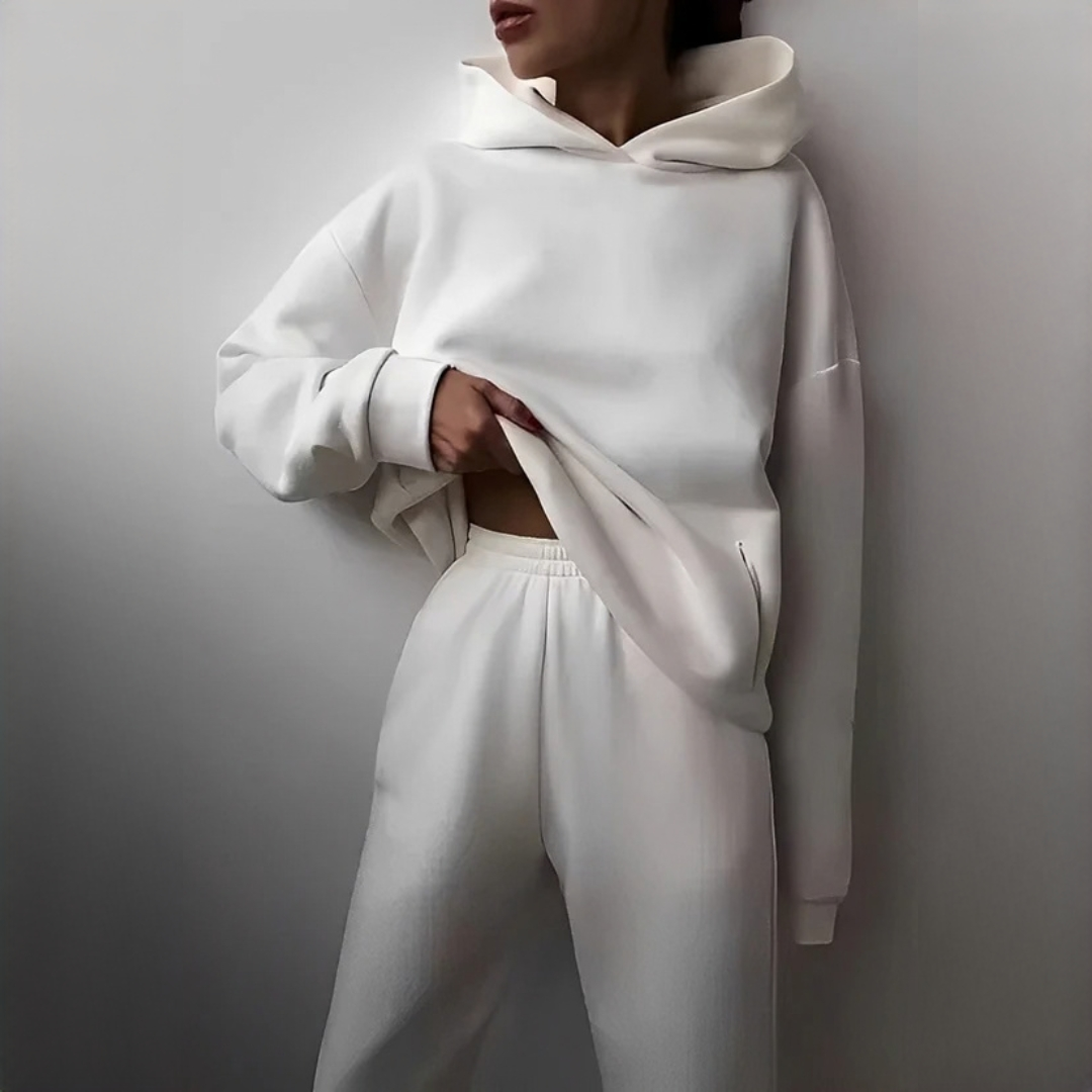 Adelia - Cozy and warm hoodie set