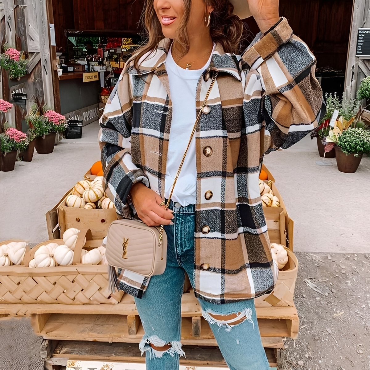 Anna - Elegant and warm oversized shirt