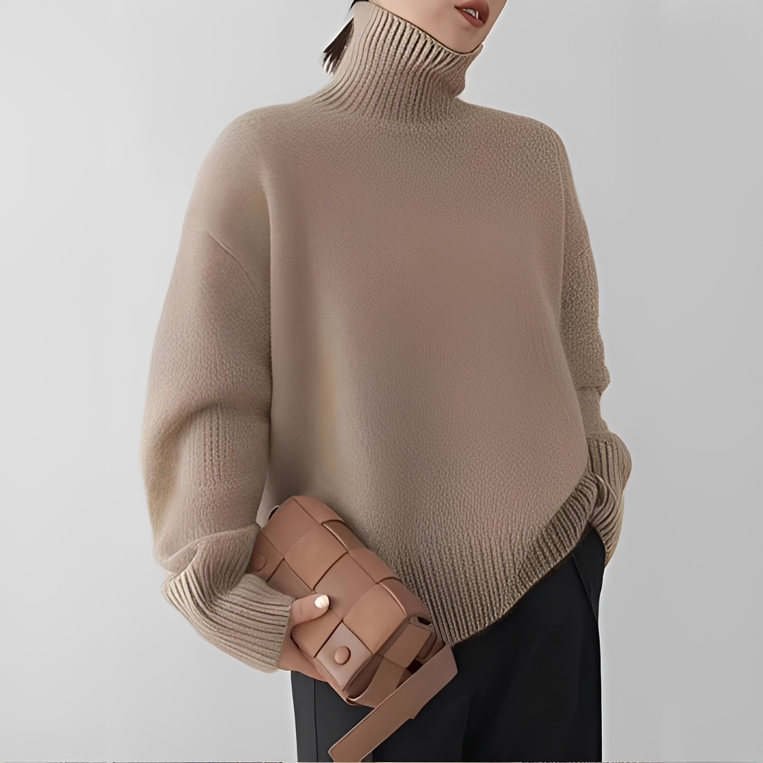 Adiene - Elegant and cuddly turtleneck sweater