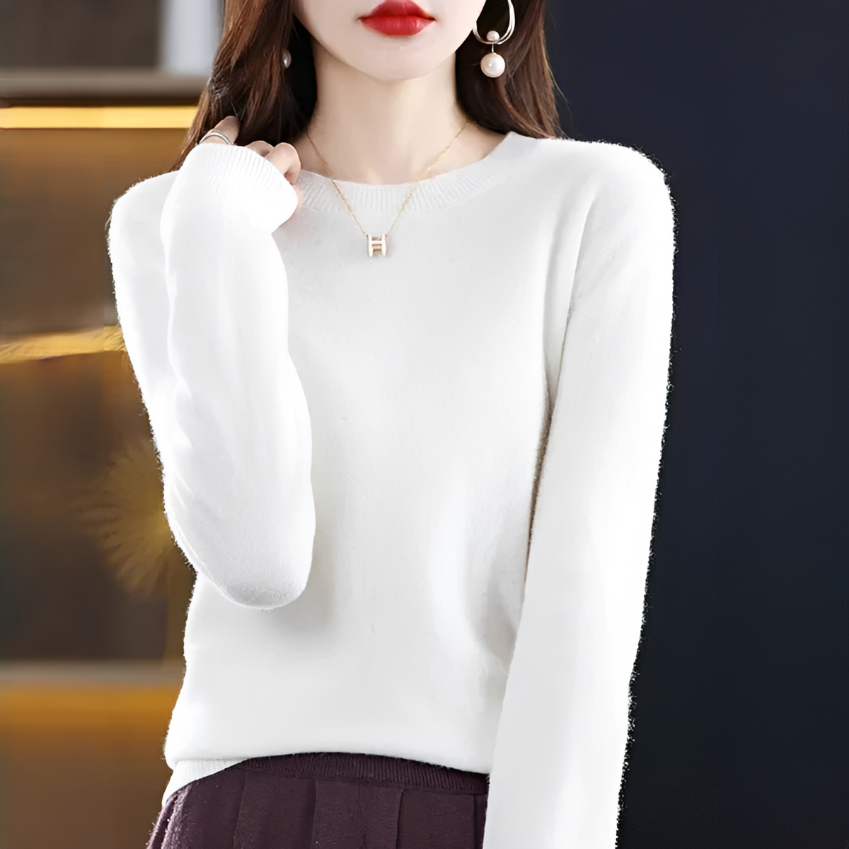 Shynna - Elegant and soft round-neck sweater