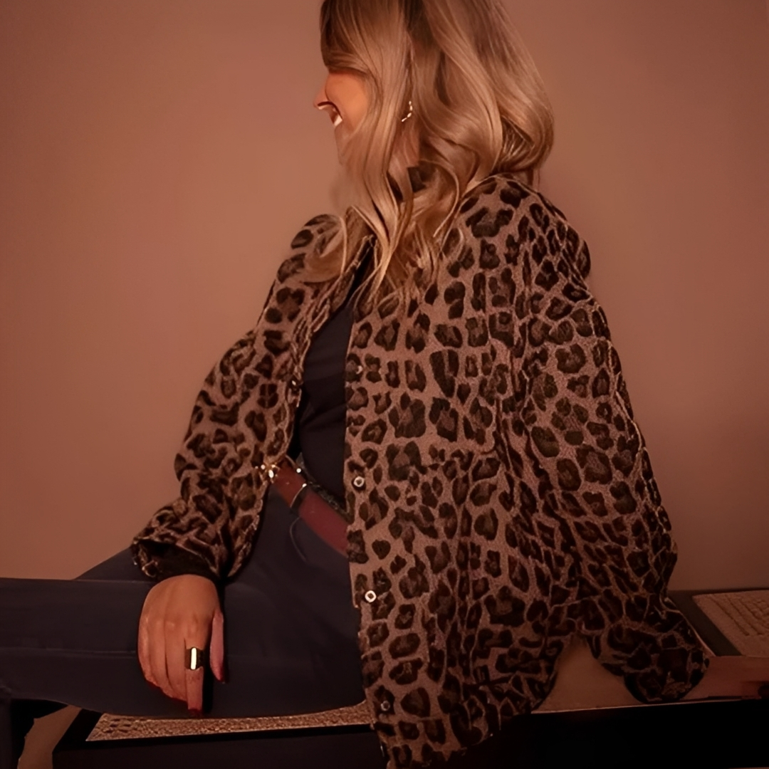 Khemberly - Elegant and warm jacket