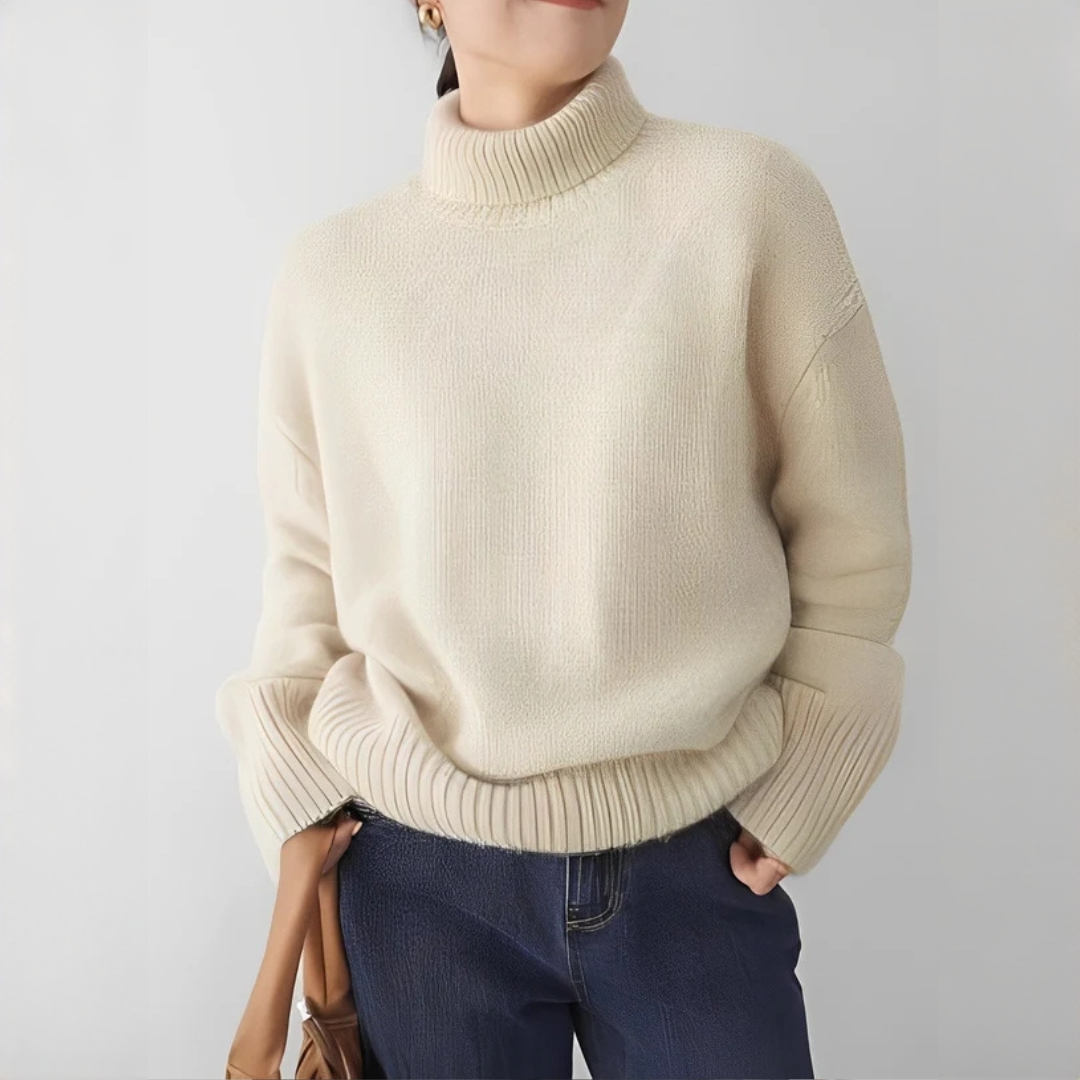 Yvonie - Soft and cozy turtleneck sweater