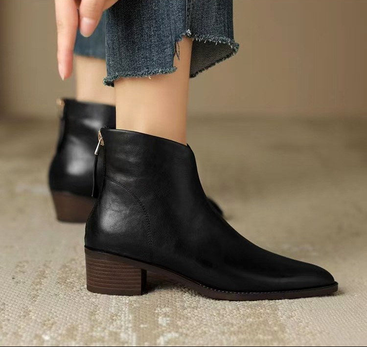 Adriana - Women's Pointed Toe Ankle Boots