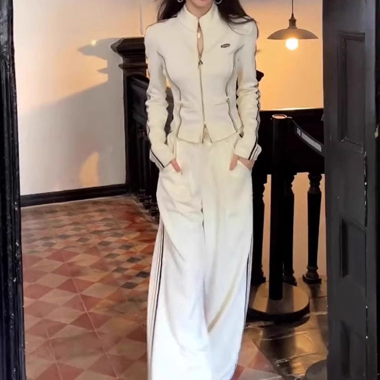 Women's Zip-Up Stand-Collar Jacket and Wide-Leg Trousers Set – Relaxed Sporty Two-Piece Co-Ord for Travel and Everyday Casual Wear