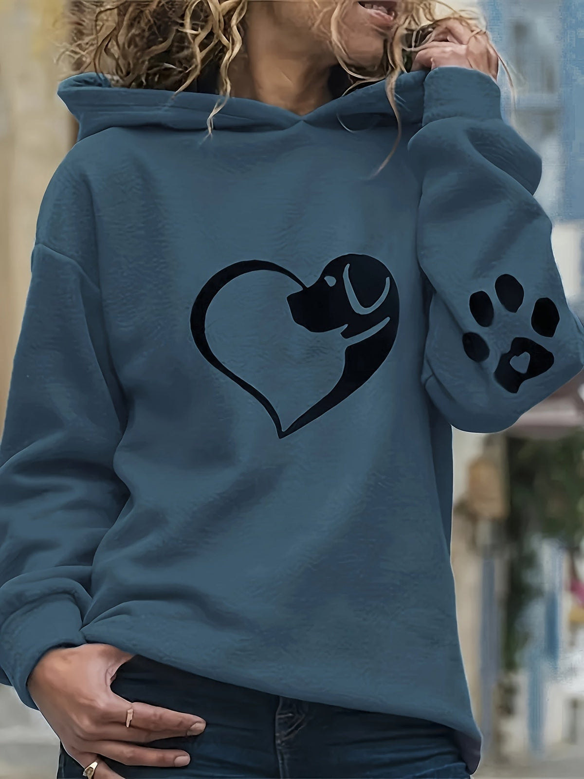 Women's Relaxed Fit Dog Heart Print Pullover Hoodie with Paw Print Sleeve Detail – Soft Long Sleeve Hooded Sweatshirt with Adjustable Drawstrings for Comfortable Casual Everyday Wear and Dog Lovers