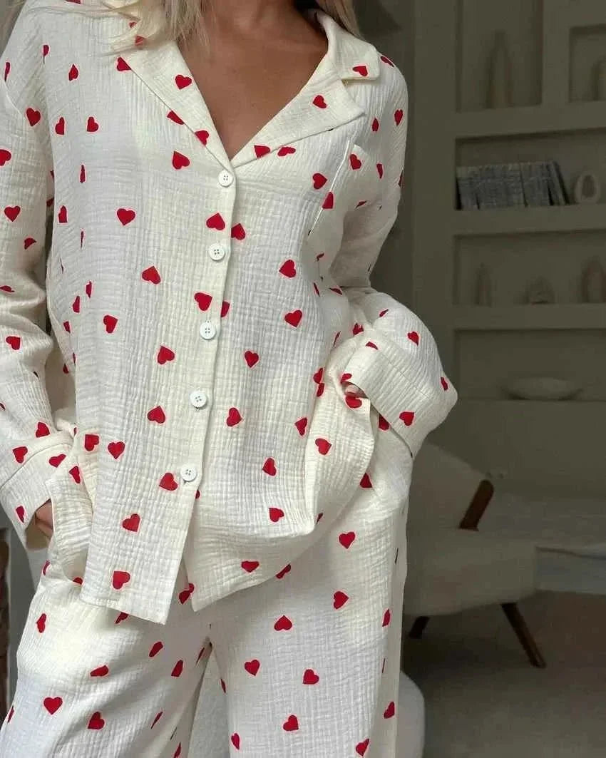 Women’s Heart Print Long Sleeve Pyjama Set