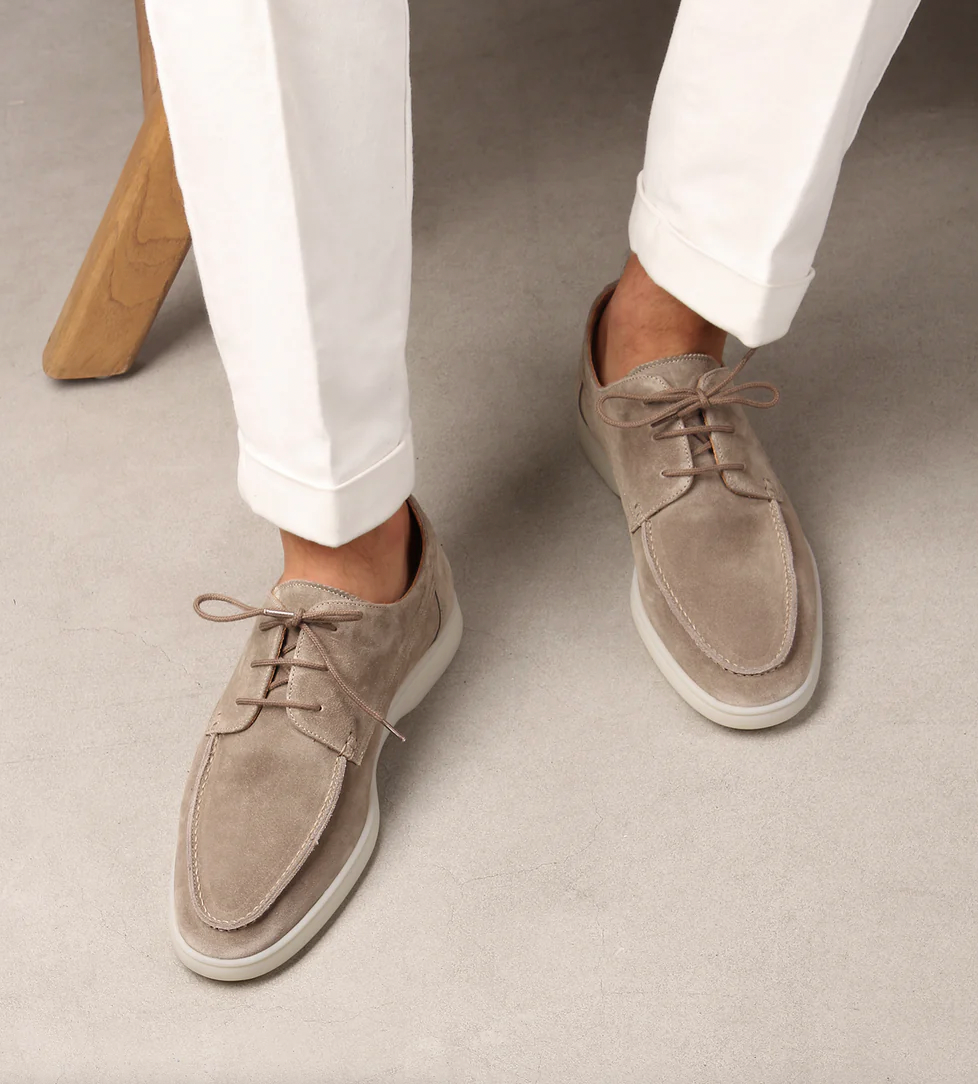 Men's Lightweight Suede Lace-Up Derby Shoes | Beckett