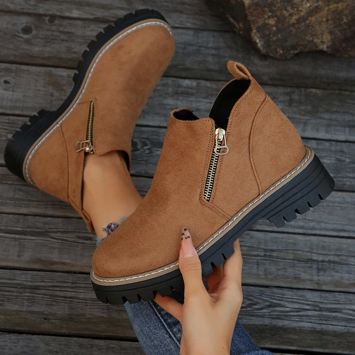 Zenobia | Platform Side Zipper Ankle Boots