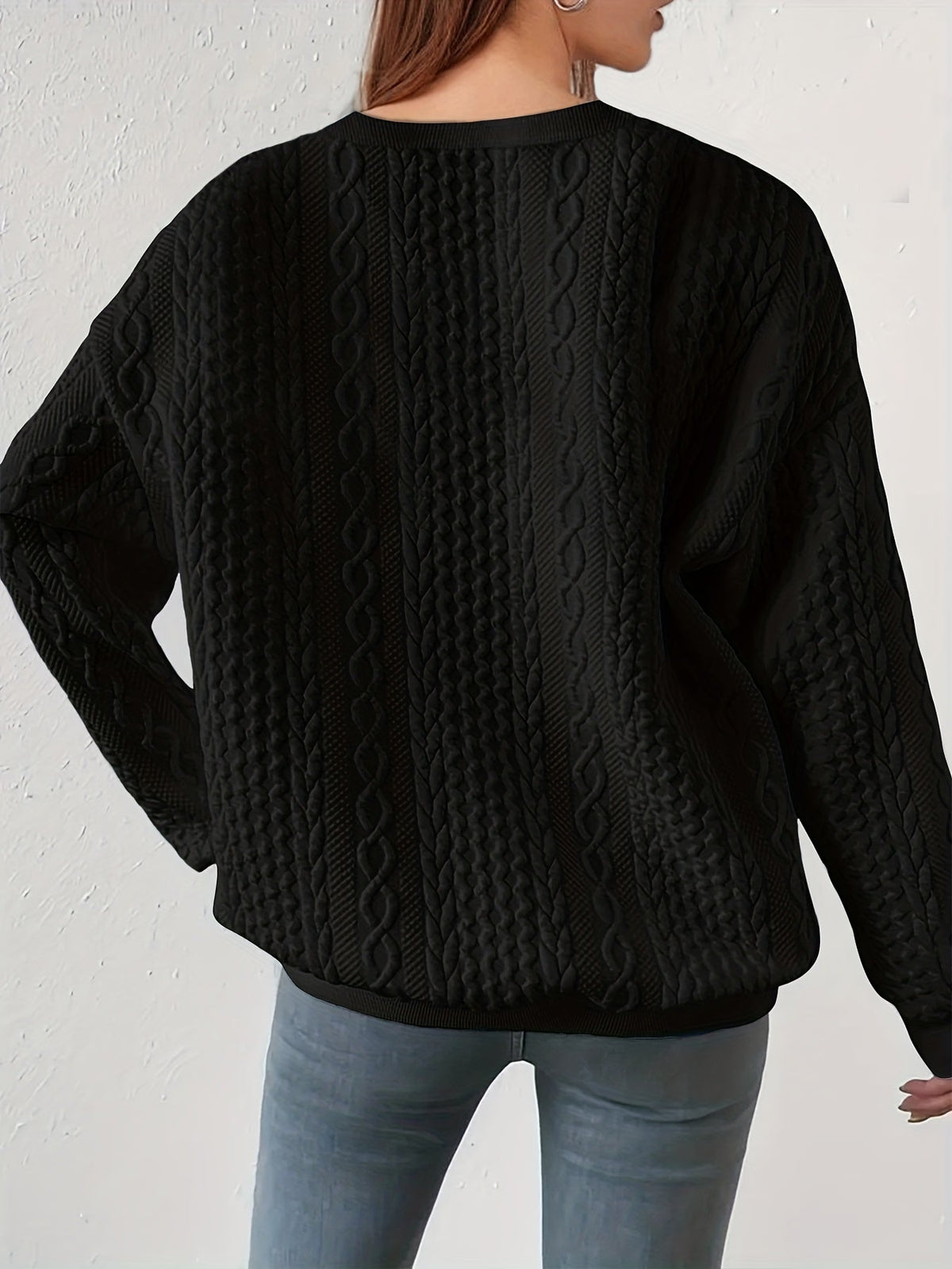 Women's Cable-Knit Sweatshirt with Crewneck