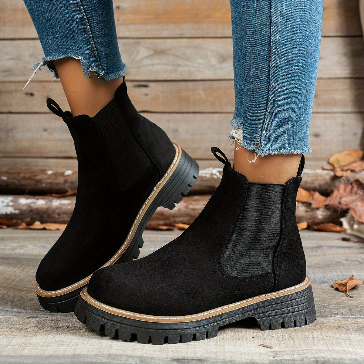 Delwyn | Platform Chelsea Boots