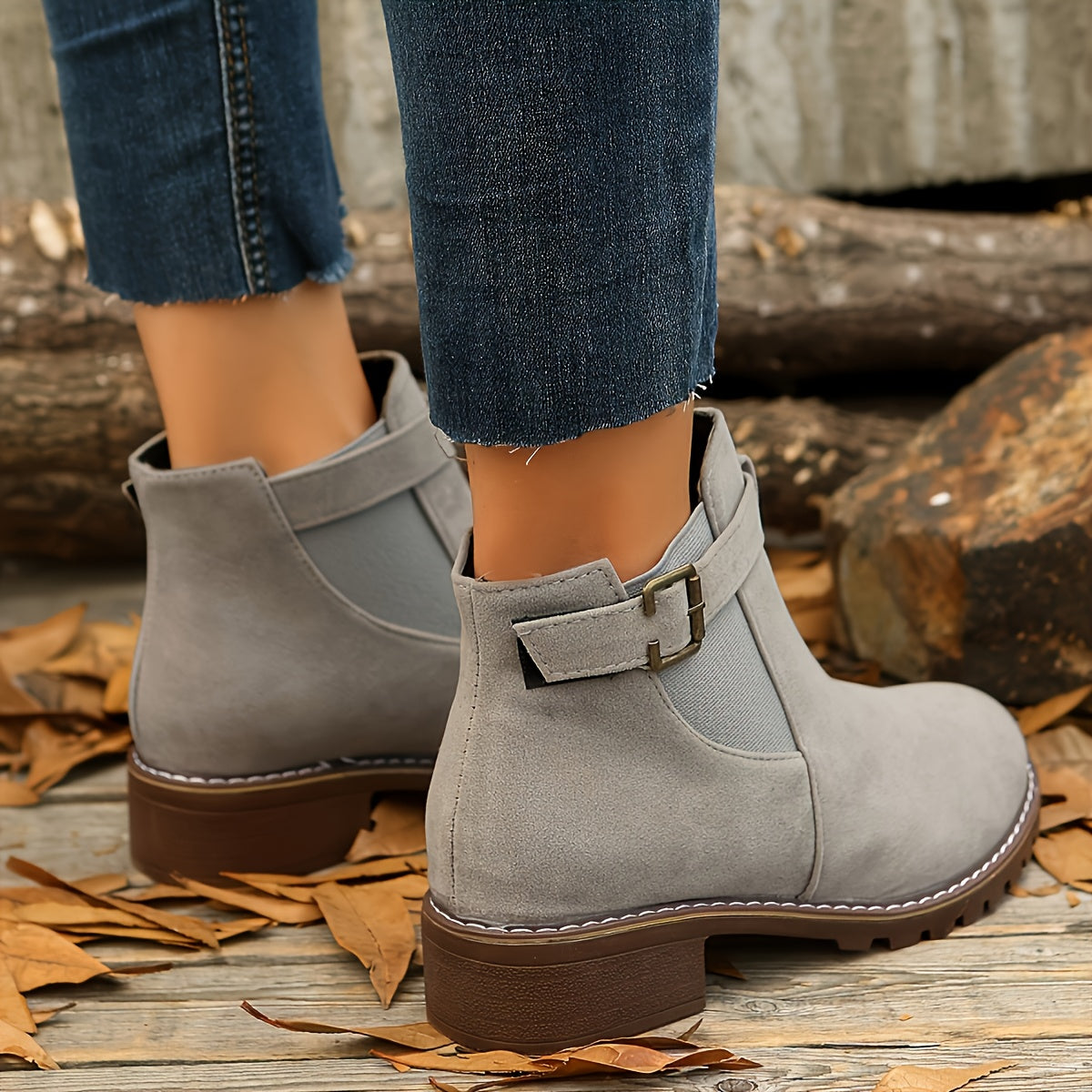 Yseulta | Buckle Chelsea Boots