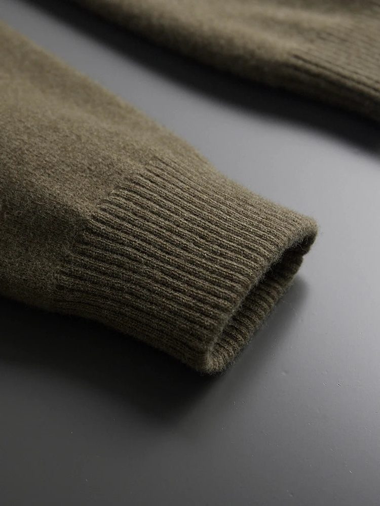 Button-Up Wool Cardigan with Polo Collar for Men