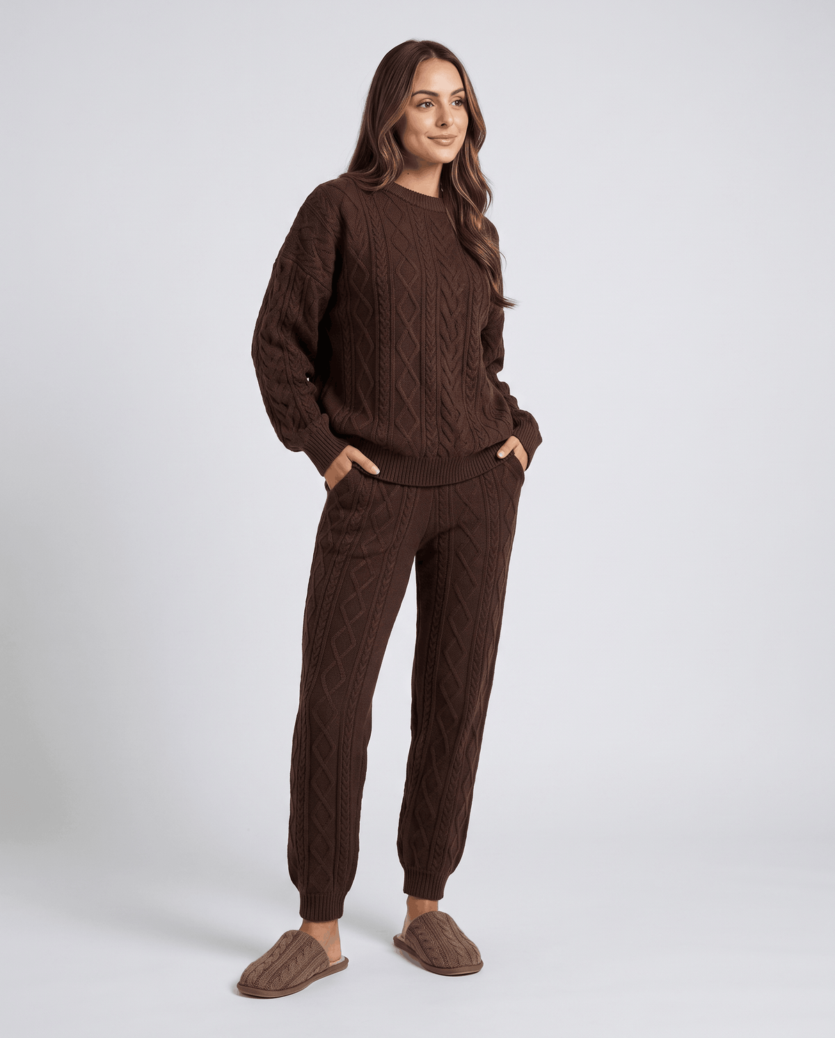 Cable Knit Loungewear Set – Crew Neck Sweater, Jogger Pants & Relaxed Fit | Tamsin