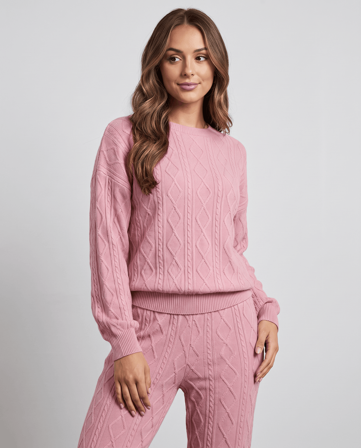 Cable Knit Loungewear Set – Crew Neck Sweater, Jogger Pants & Relaxed Fit | Tamsin