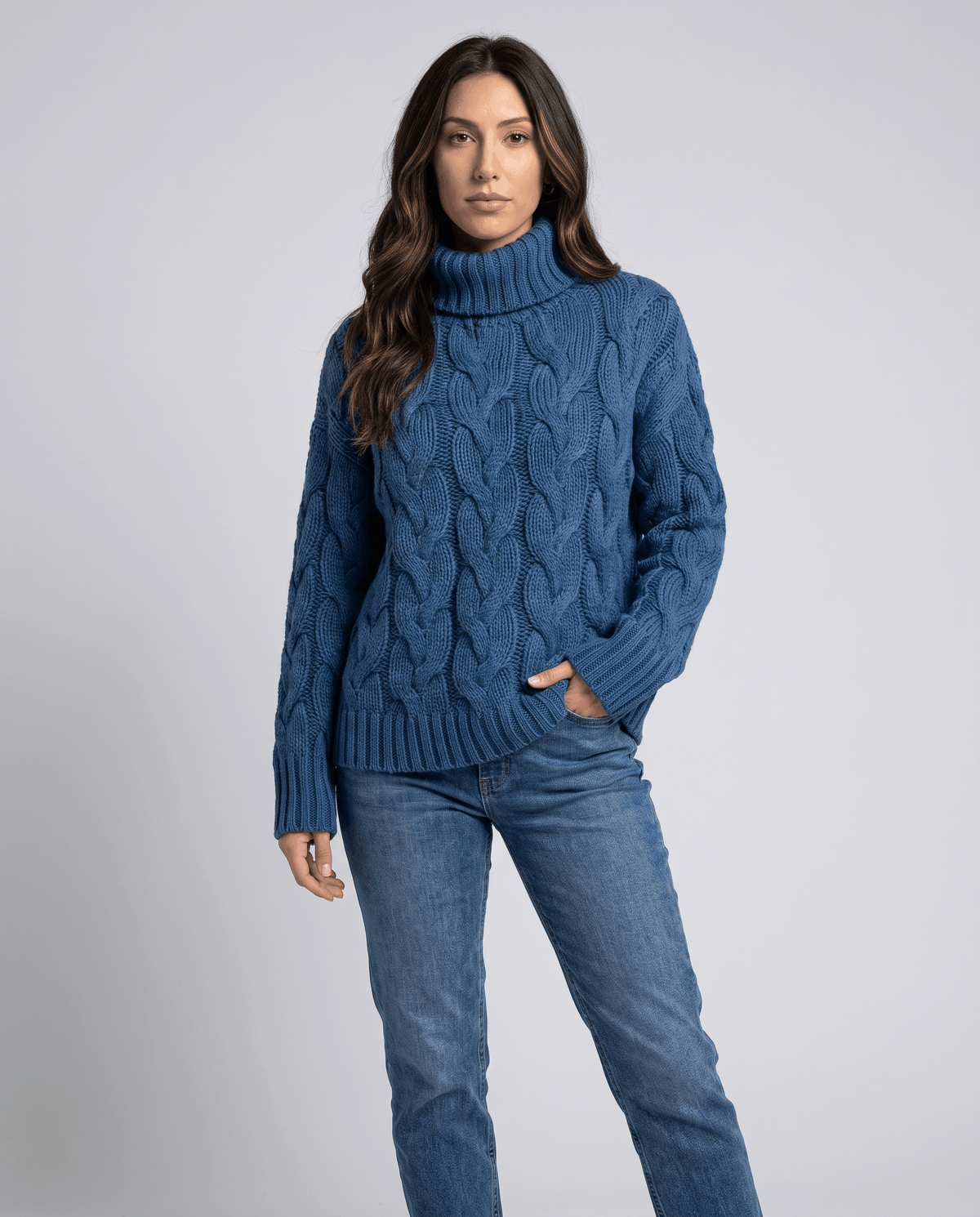 Chunky Cable Knit Turtleneck Sweater – Long Sleeve, Ribbed Cuffs & Relaxed Fit | Hilda