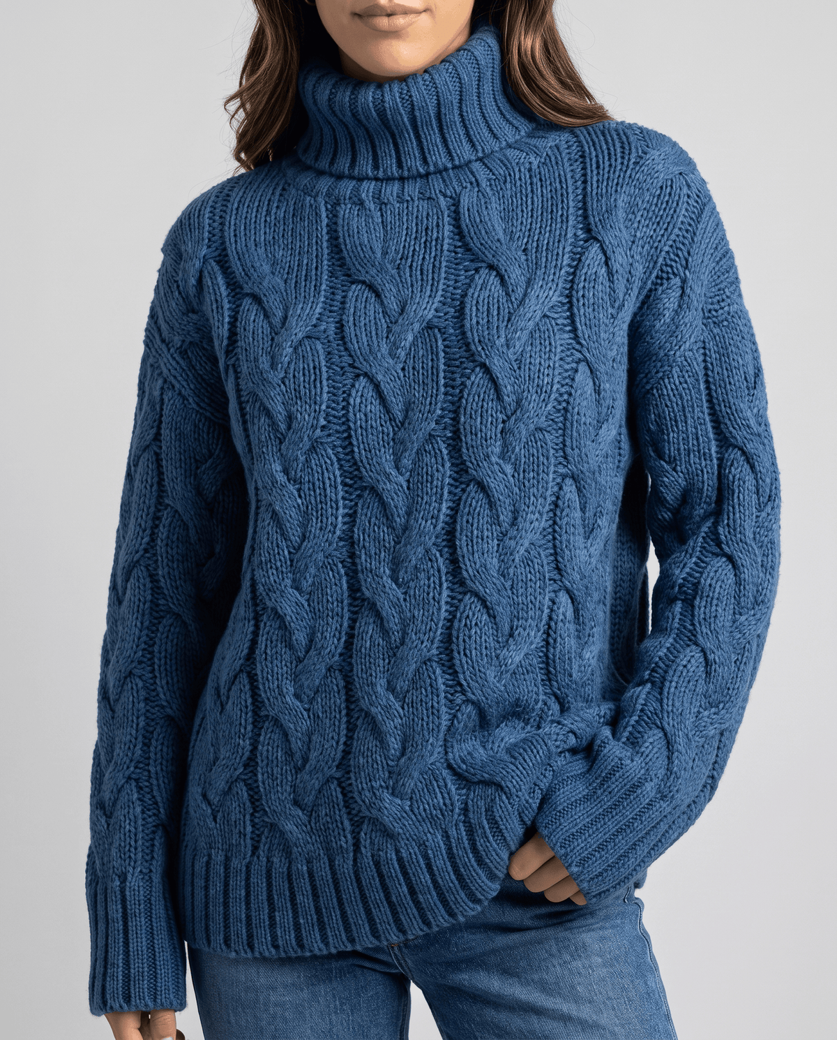 Chunky Cable Knit Turtleneck Sweater – Long Sleeve, Ribbed Cuffs & Relaxed Fit | Hilda