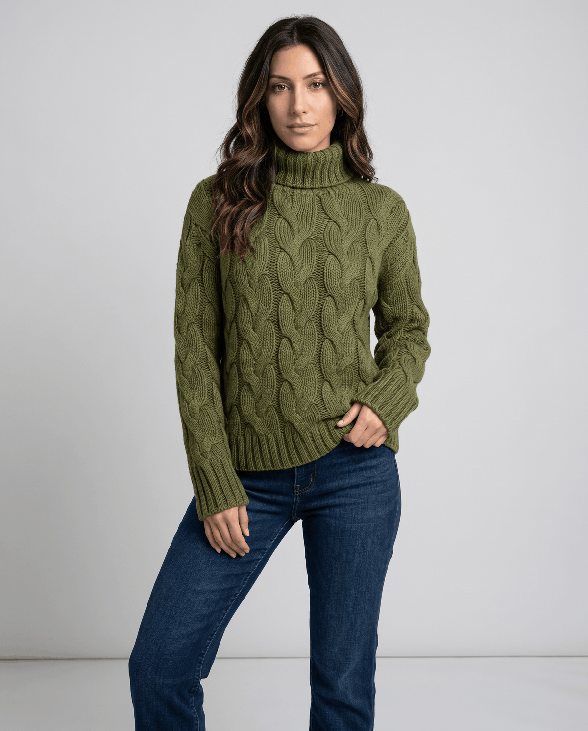 Chunky Cable Knit Turtleneck Sweater – Long Sleeve, Ribbed Cuffs & Relaxed Fit | Hilda