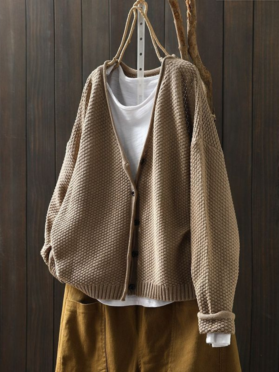 Gwyneth | Button-Front Knit Red Cardigan