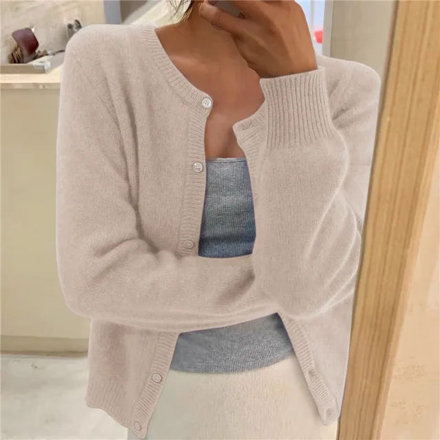 Women’s Fine-Knit Button-Up Cardigan – Soft Round-Neck Long-Sleeve Layer for Office Casual Travel and Everyday Transitional Styling
