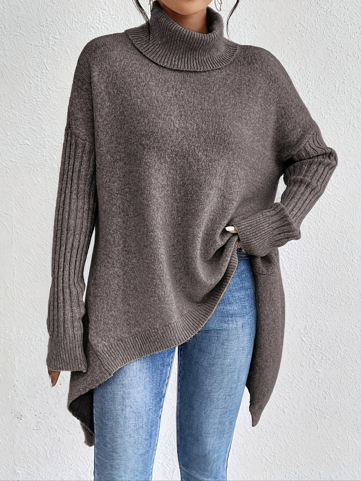 Alba | Oversized Turtleneck Sweater