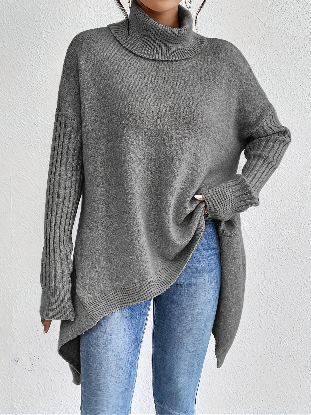 Alba | Oversized Turtleneck Sweater