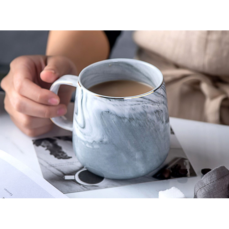 Ceramic Coffee Mug with Marble Pattern and Gold Rim Cup