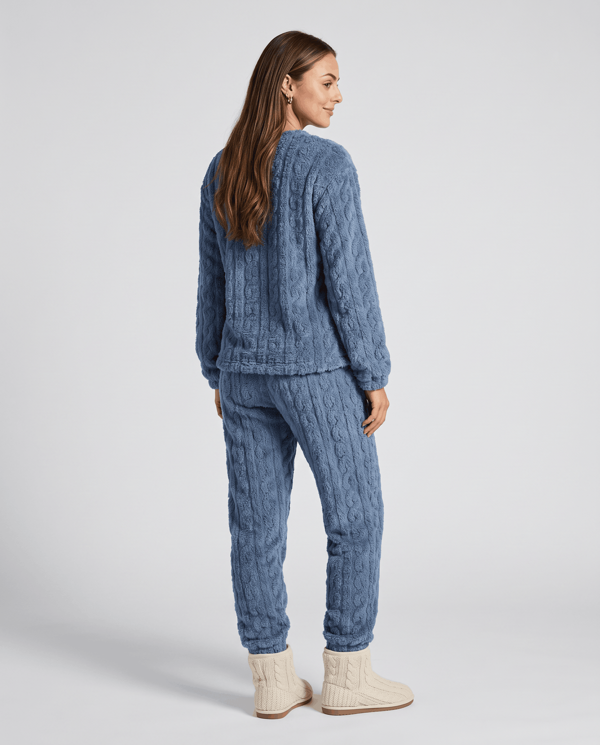 Coral Velvet Pajama Outfit Set – Jacquard Crew Neck Top, Jogger Pants & Soft Thick Fabric | Bronwyn