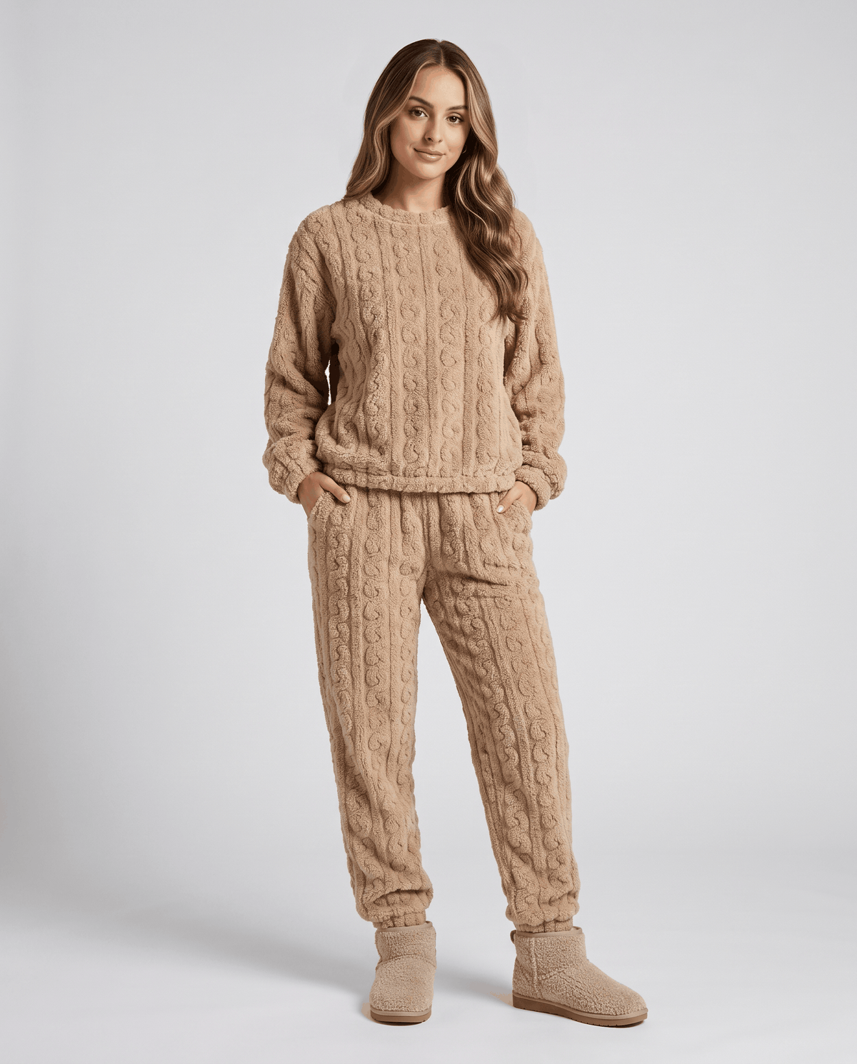 Coral Velvet Pajama Outfit Set – Jacquard Crew Neck Top, Jogger Pants & Soft Thick Fabric | Bronwyn