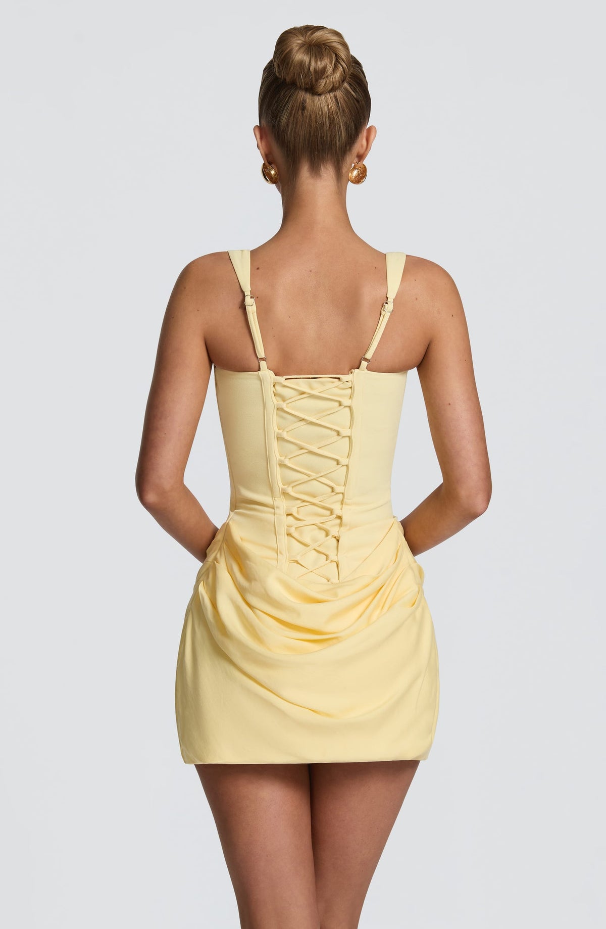 Carmen | Mini dress with structured crepe bodice