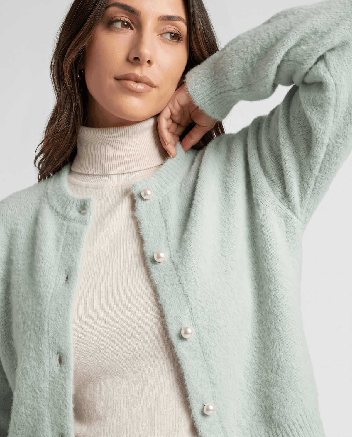 Crew Neck Cardigan Sweater – Plush Knit, Pearl Buttons & Drop Shoulder | Annika