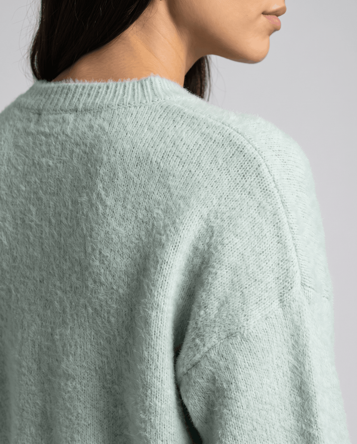 Crew Neck Cardigan Sweater – Plush Knit, Pearl Buttons & Drop Shoulder | Annika