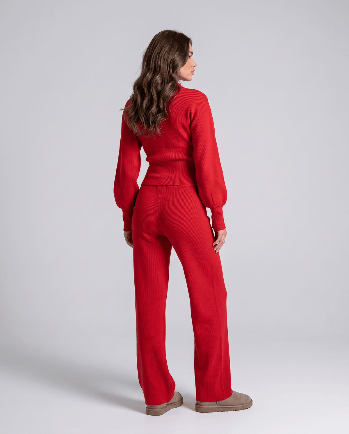 Cropped Loungewear Set – Balloon-Sleeve Zip-Up Knit Top & Drawstring Straight-Leg Pants | Cecilie