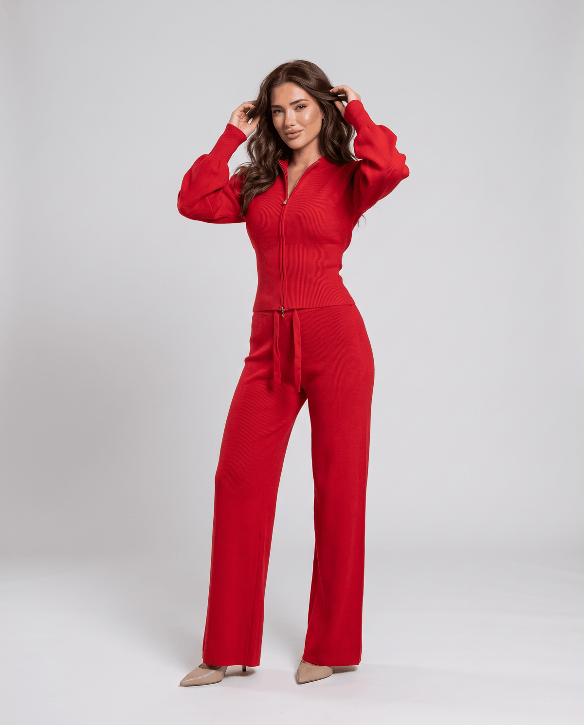 Cropped Loungewear Set – Balloon-Sleeve Zip-Up Knit Top & Drawstring Straight-Leg Pants | Cecilie