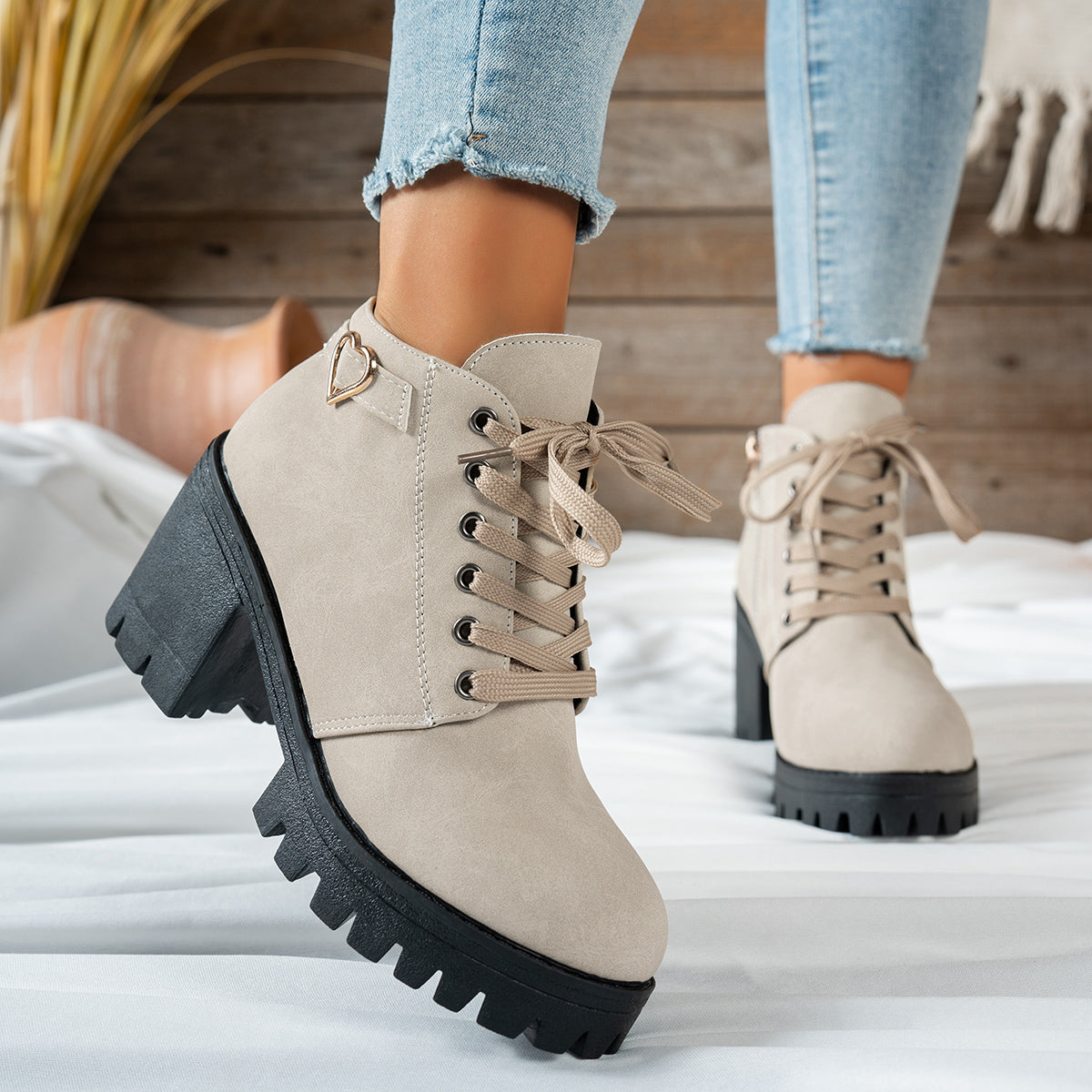 Fenna | Lace-Up Block Heel Ankle Boots
