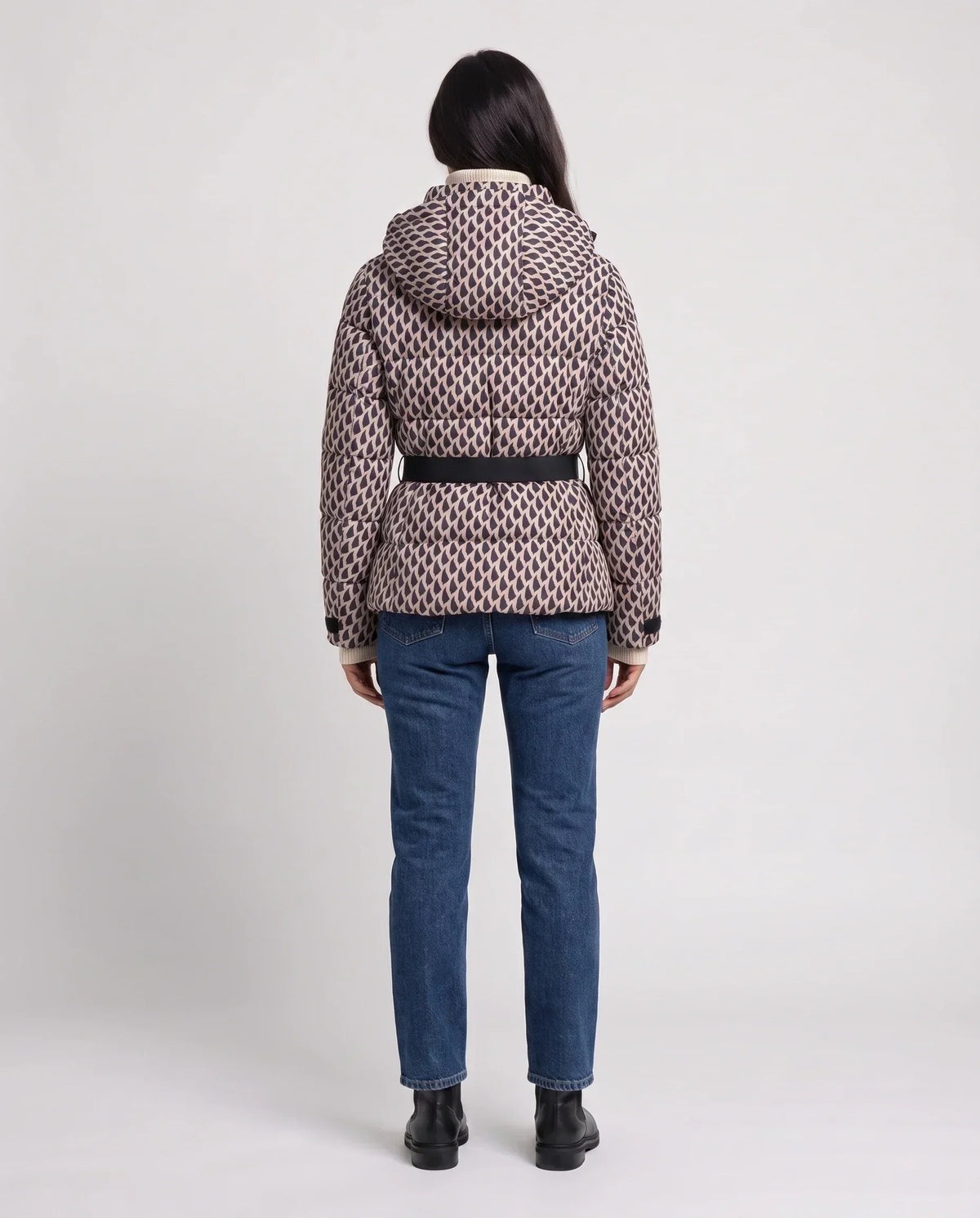 Fitted Hooded Puffer Jacket with Belt