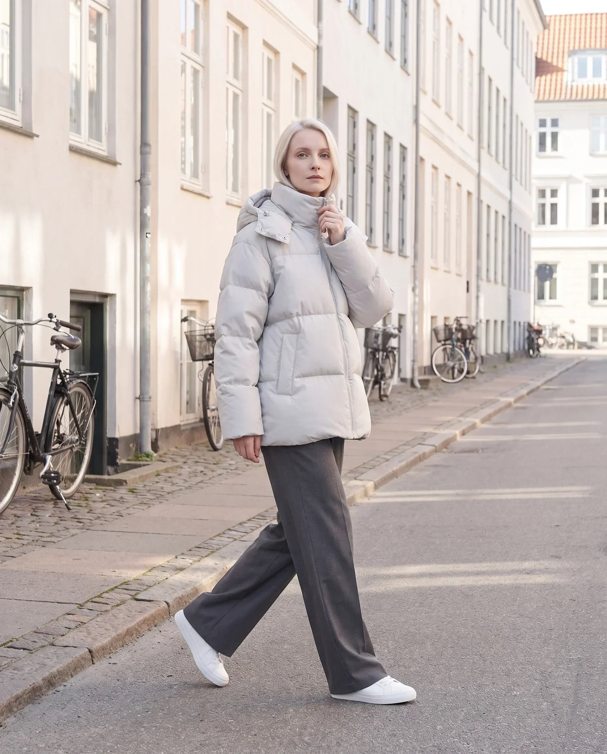 Oversized Puffer Jacket with High Collar and Detachable Hood