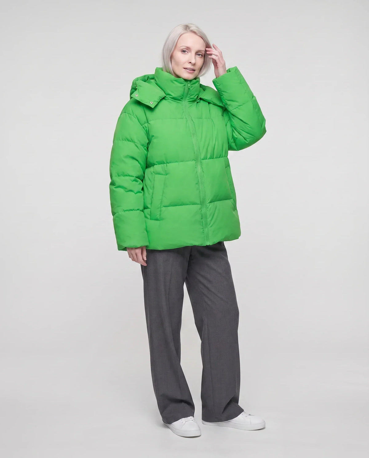 Oversized Puffer Jacket with High Collar and Detachable Hood